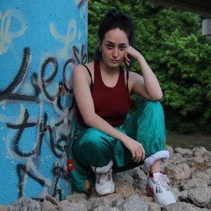 Meet your posher, Aubrey